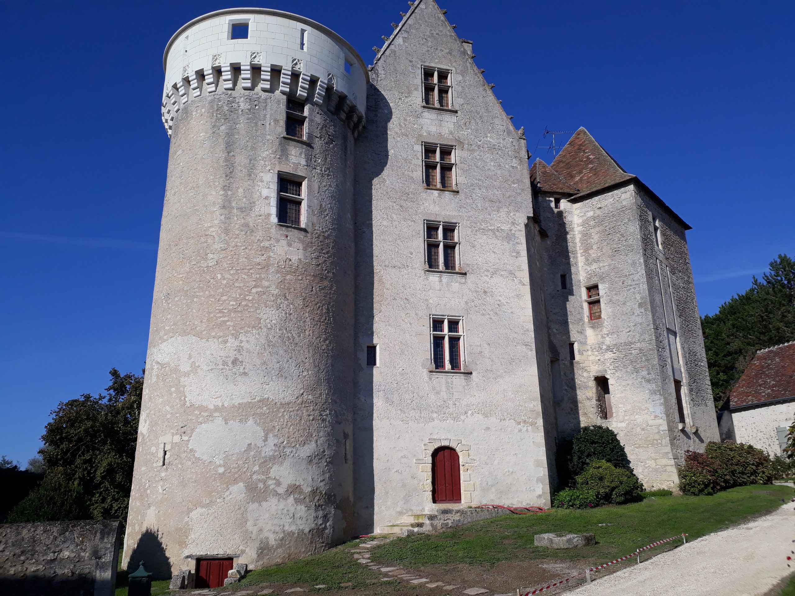 Visiter le Château de Betz-le-Château avec le Passeport des Demeures Historiques
