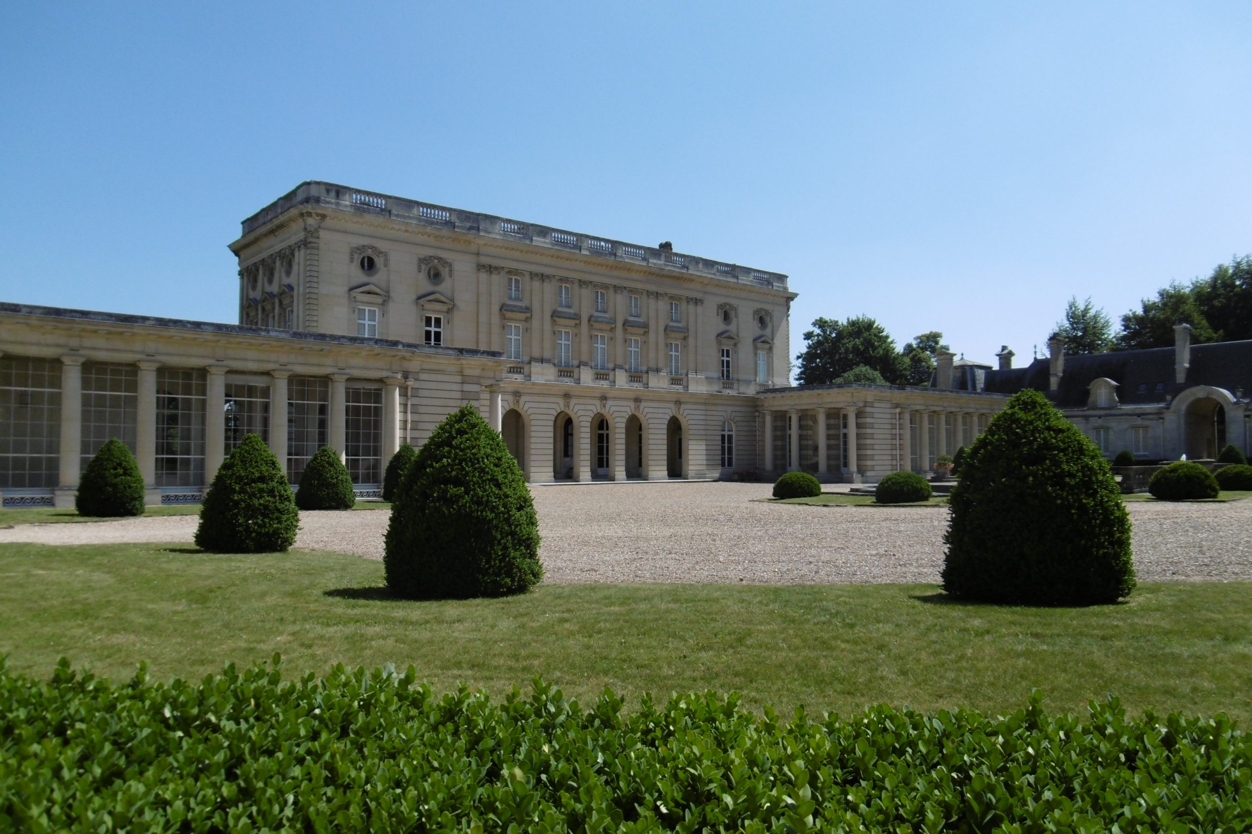 Visiter le Château de Bizy avec le Passeport des Demeures Historiques