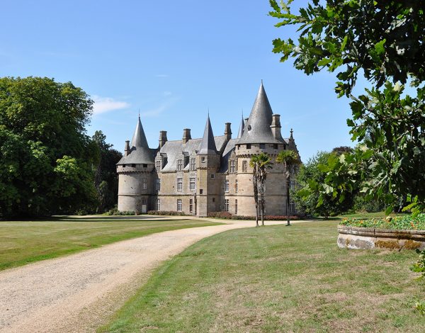 Découvrez le parc du Château de Bonnefontaine avec le Passeport des Demeures Historiques !