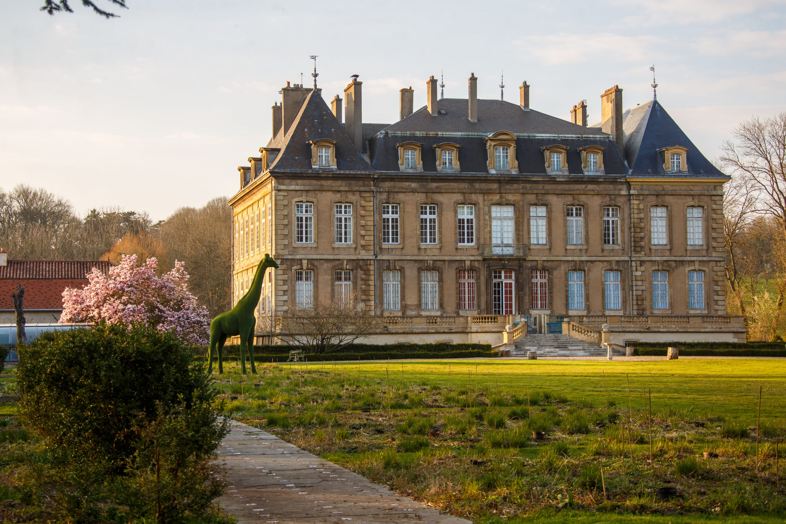 Visiter le Château de la Grange et le jardin des Prairiales avec le Passeport des Demeures Historiques