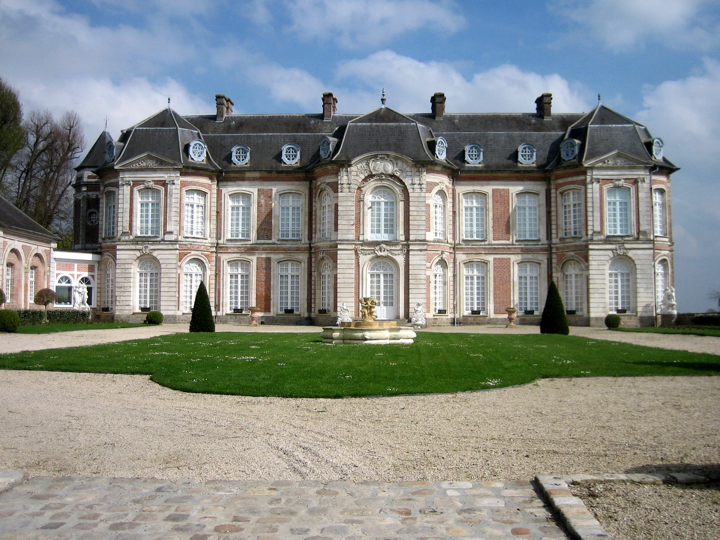 Visiter le Château de Long avec le Passeport des Demeures Historiques
