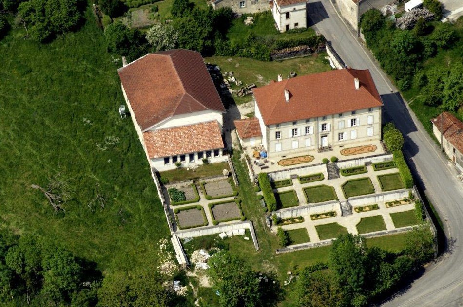 Visiter le Château de Parey-sous-Montfort avec le Passeport des Demeures Historiques