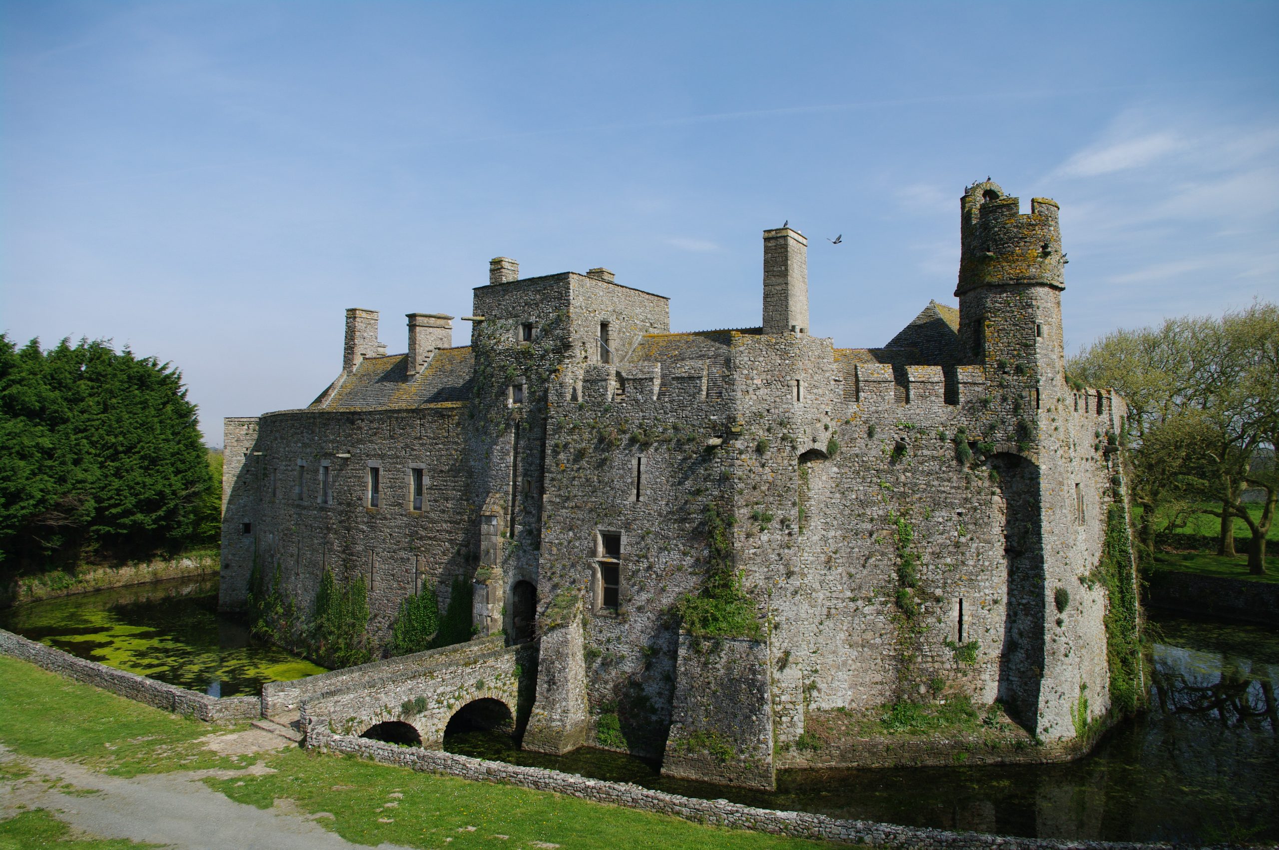 Visiter le Château de Pirou avec le Passeport des Demeures Historiques