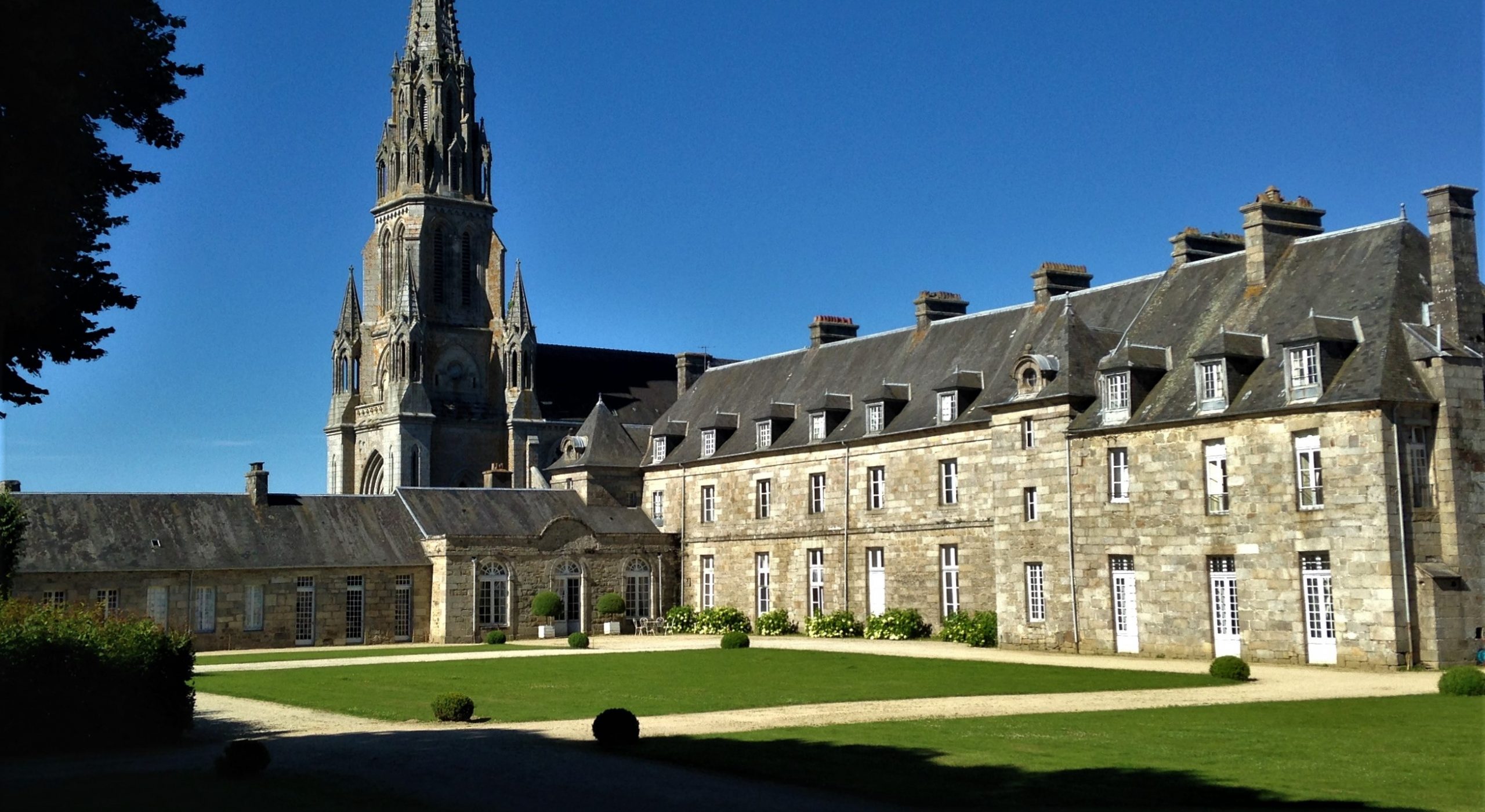Visitez le Château de Quintin avec le Passeport des Demeures Historiques !