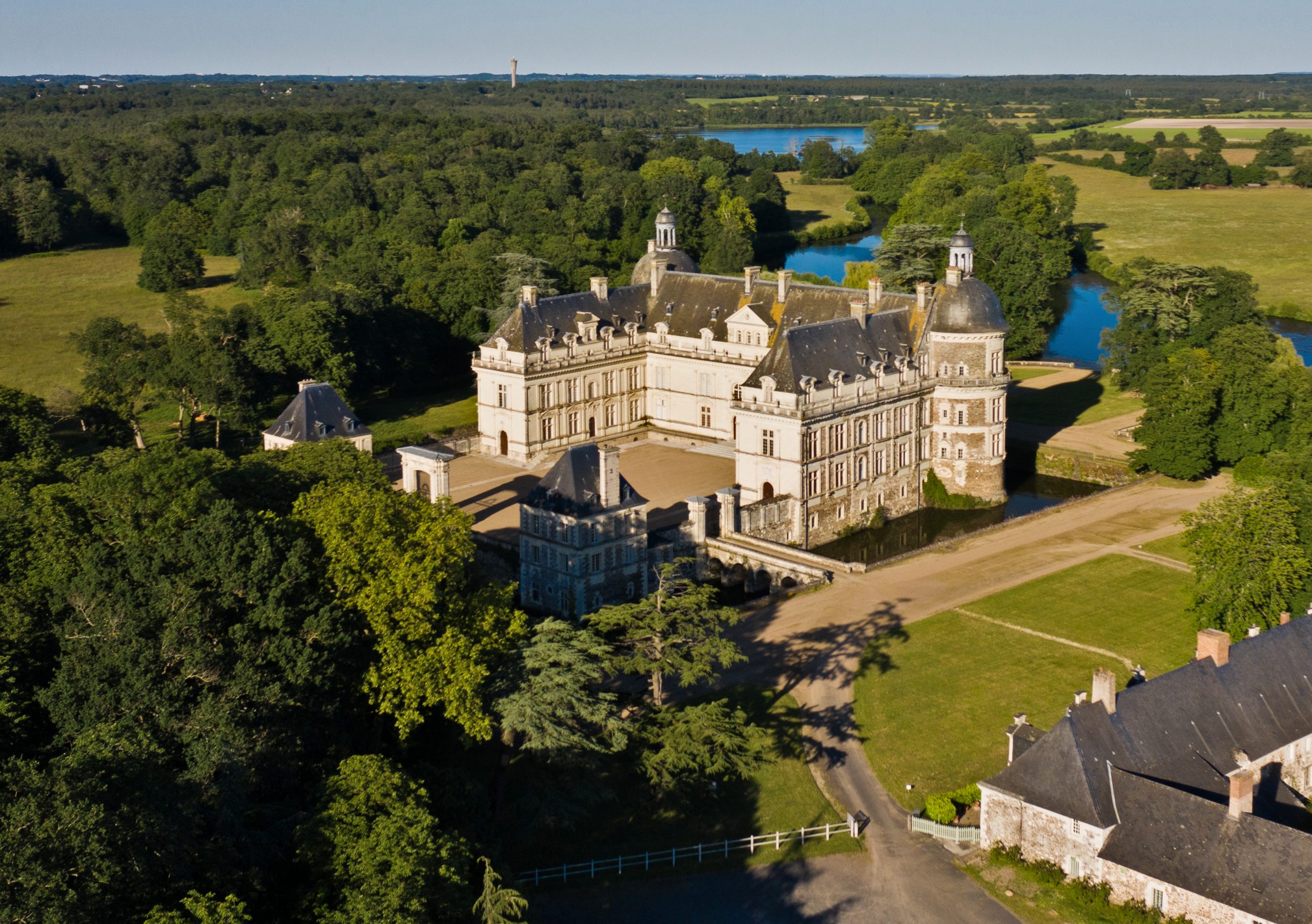 Visiter le Château de Serrant avec le Passeport des Demeures Historiques