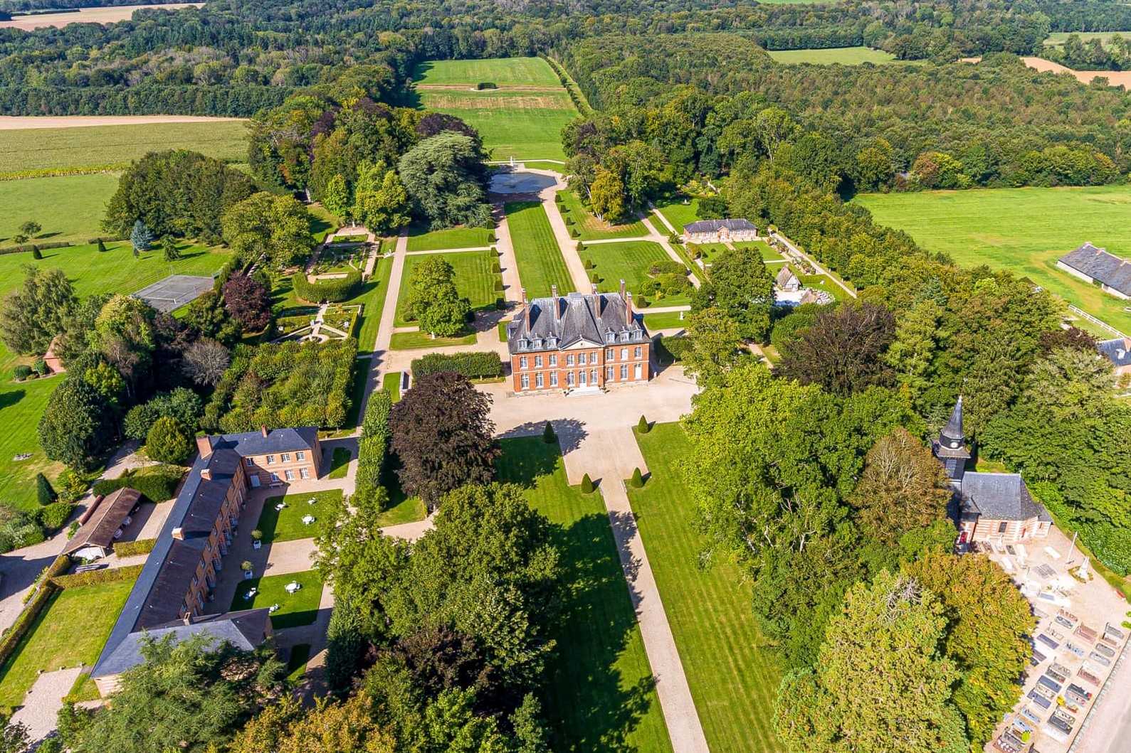 Visiter le Château du Bois-Héroult avec le Passeport des Demeures Historiques