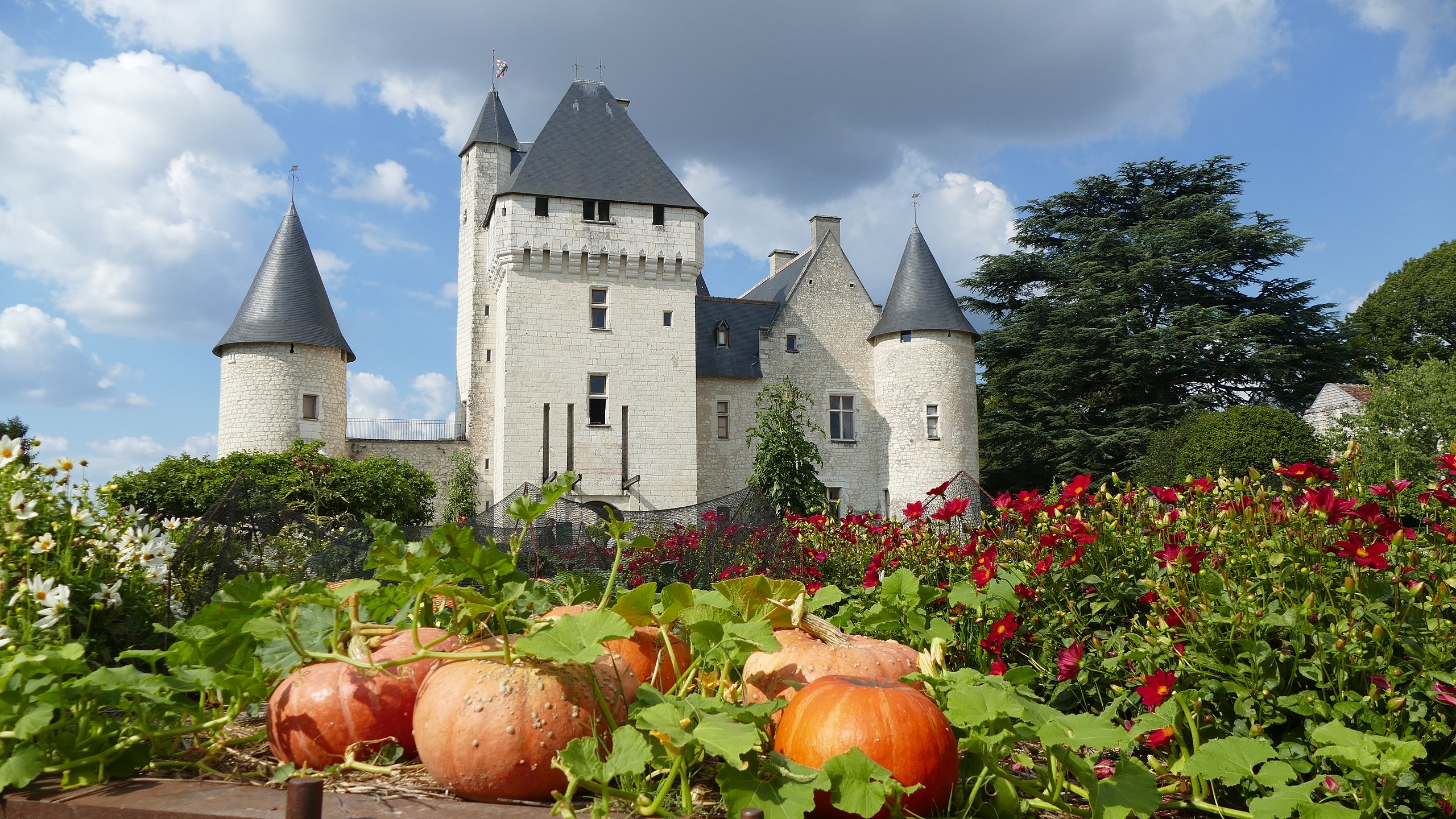 Visiter le Château du Rivau avec le Passeport des Demeures Historiques