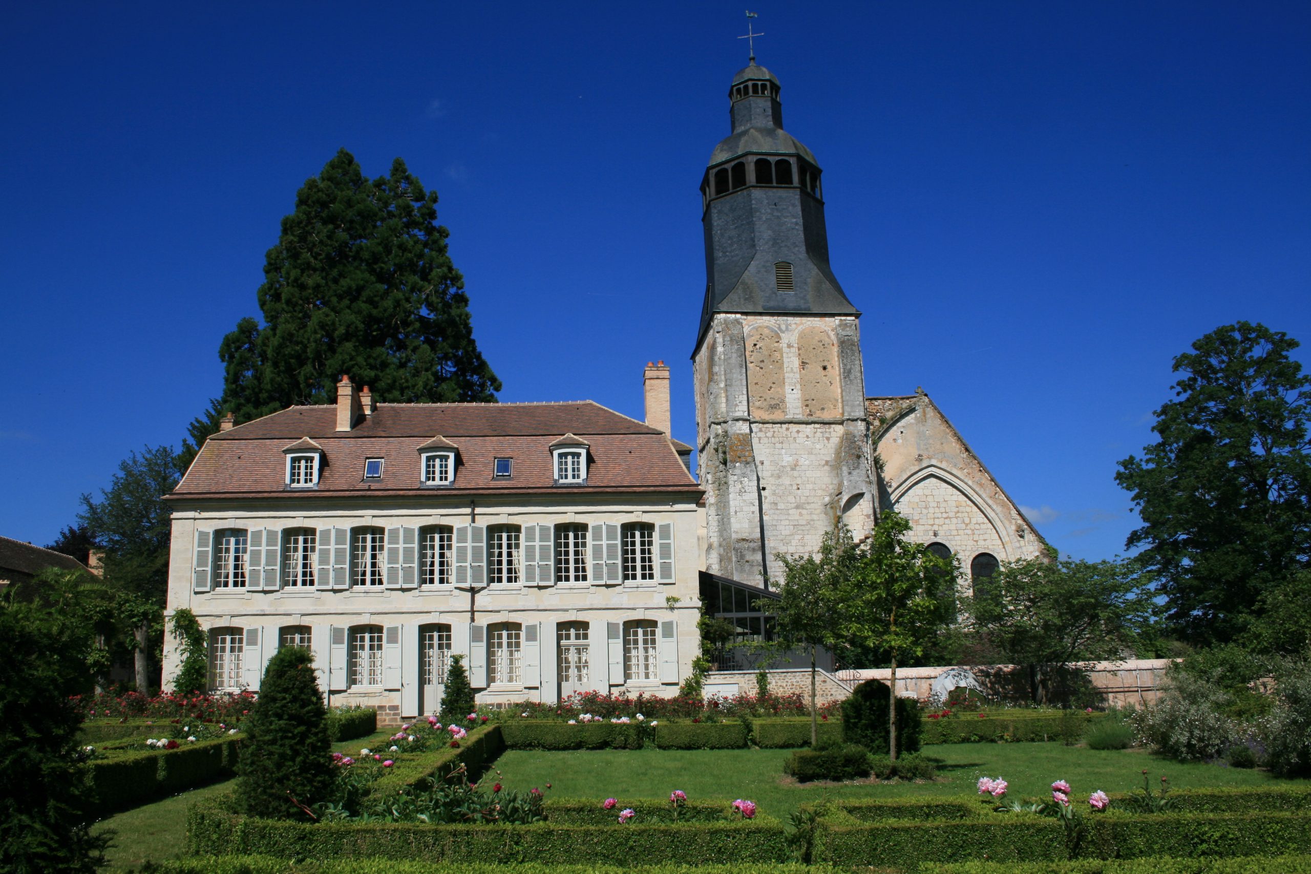 Visiter le Collège Royal et Militaire de Thiron-Gardais avec le Passeport des Demeures Historiques