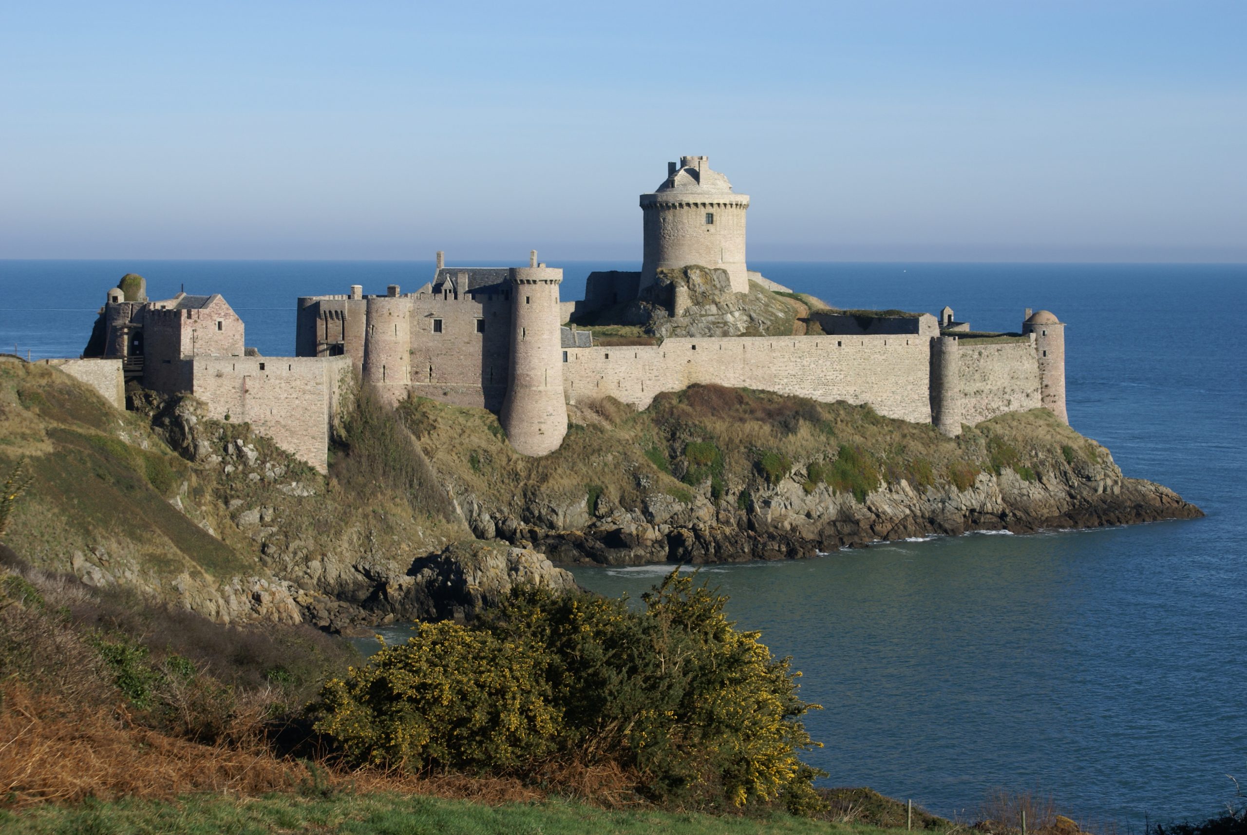 Découvrez le Fort la Latte avec le Passeport des Demeures Historiques !