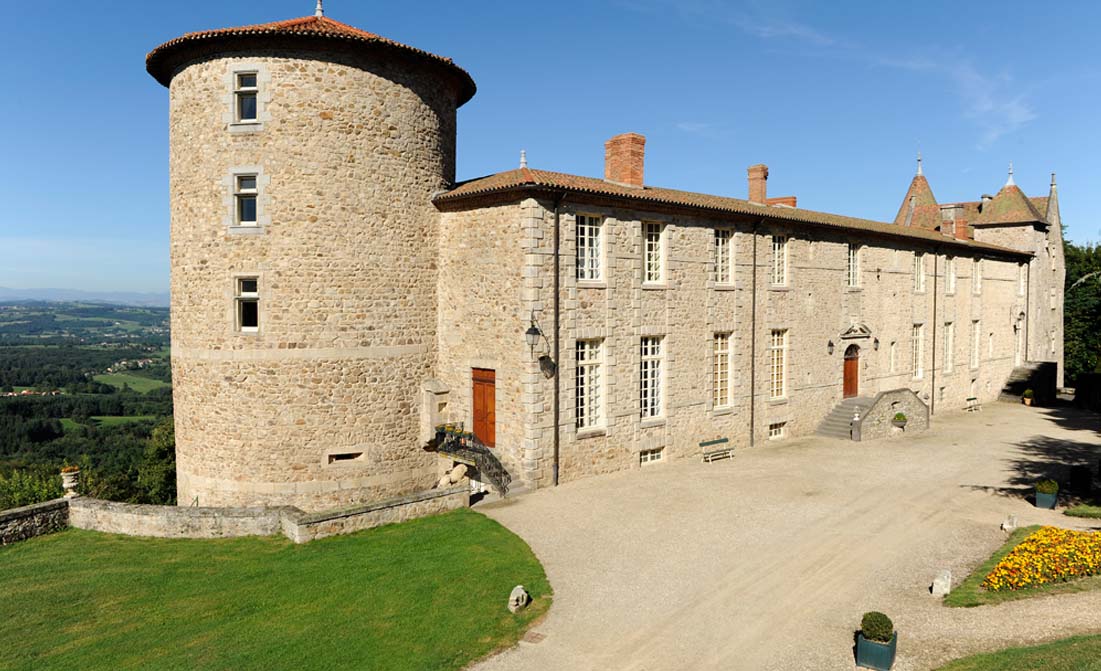 Visiter le Château Vollore avec le Passeport des Demeures Historiques