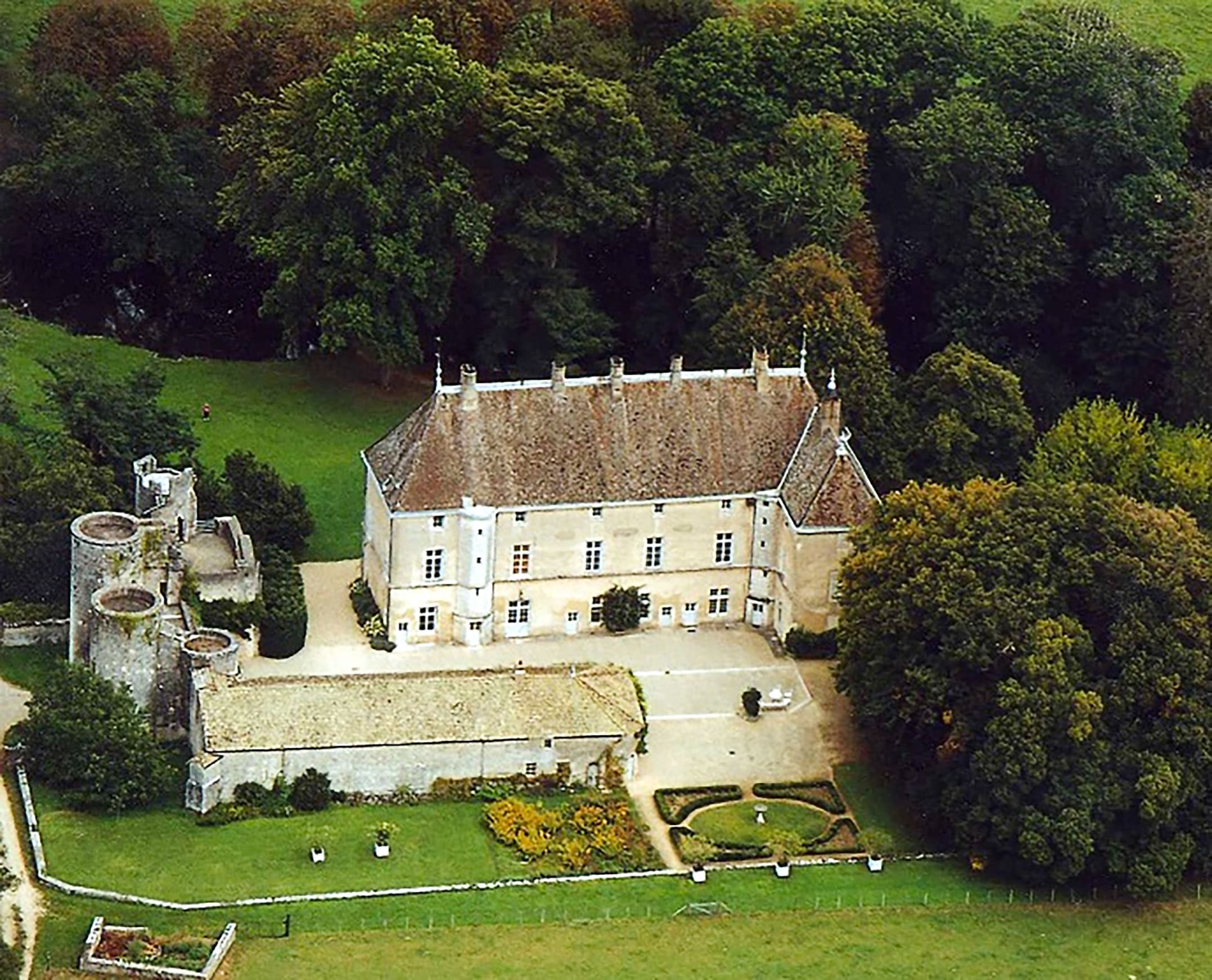 Découvrez le Château de Germolles avec le Passeport des Demeures Historiques !