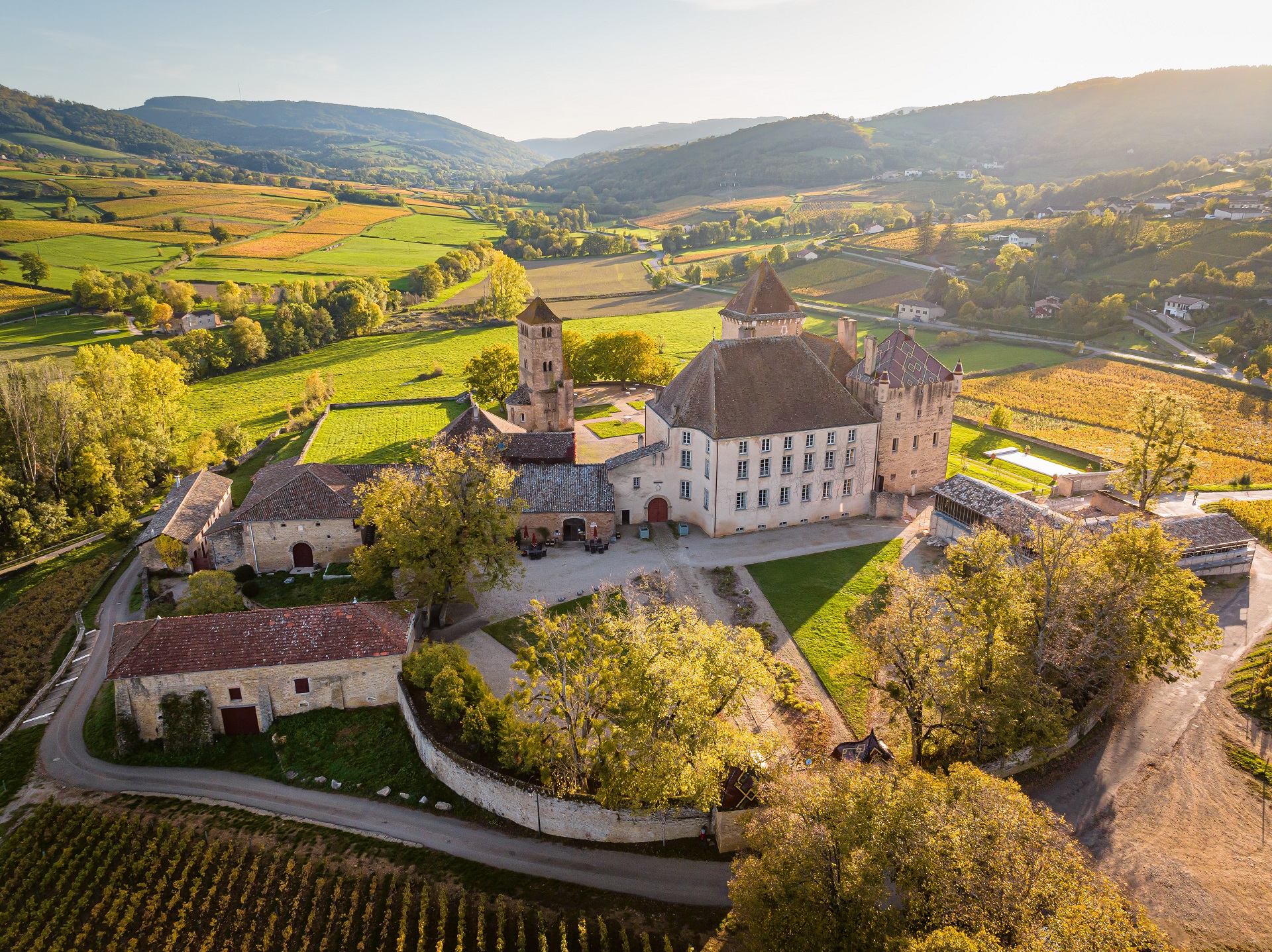 Découvrez le Château de Pierreclos avec le Passeport des Demeures Historiques !