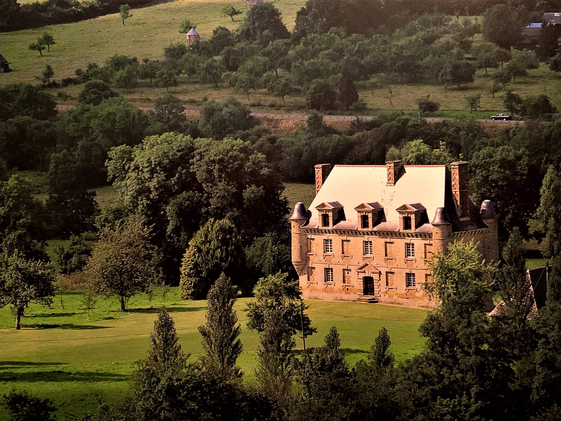 Visiter le Manoir de la Bouverie avec le Passeport des Demeures Historiques